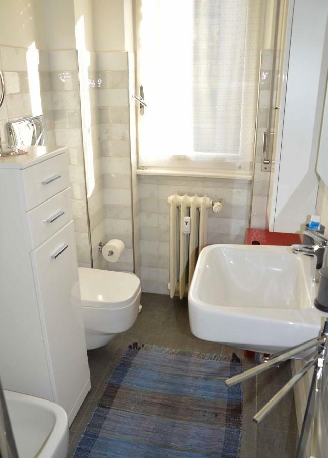 Apartment Lario *